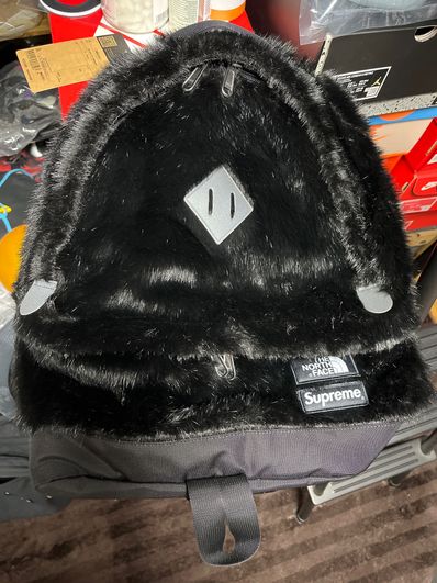 Supreme x The North Face Faux Fur Backpack "Black"