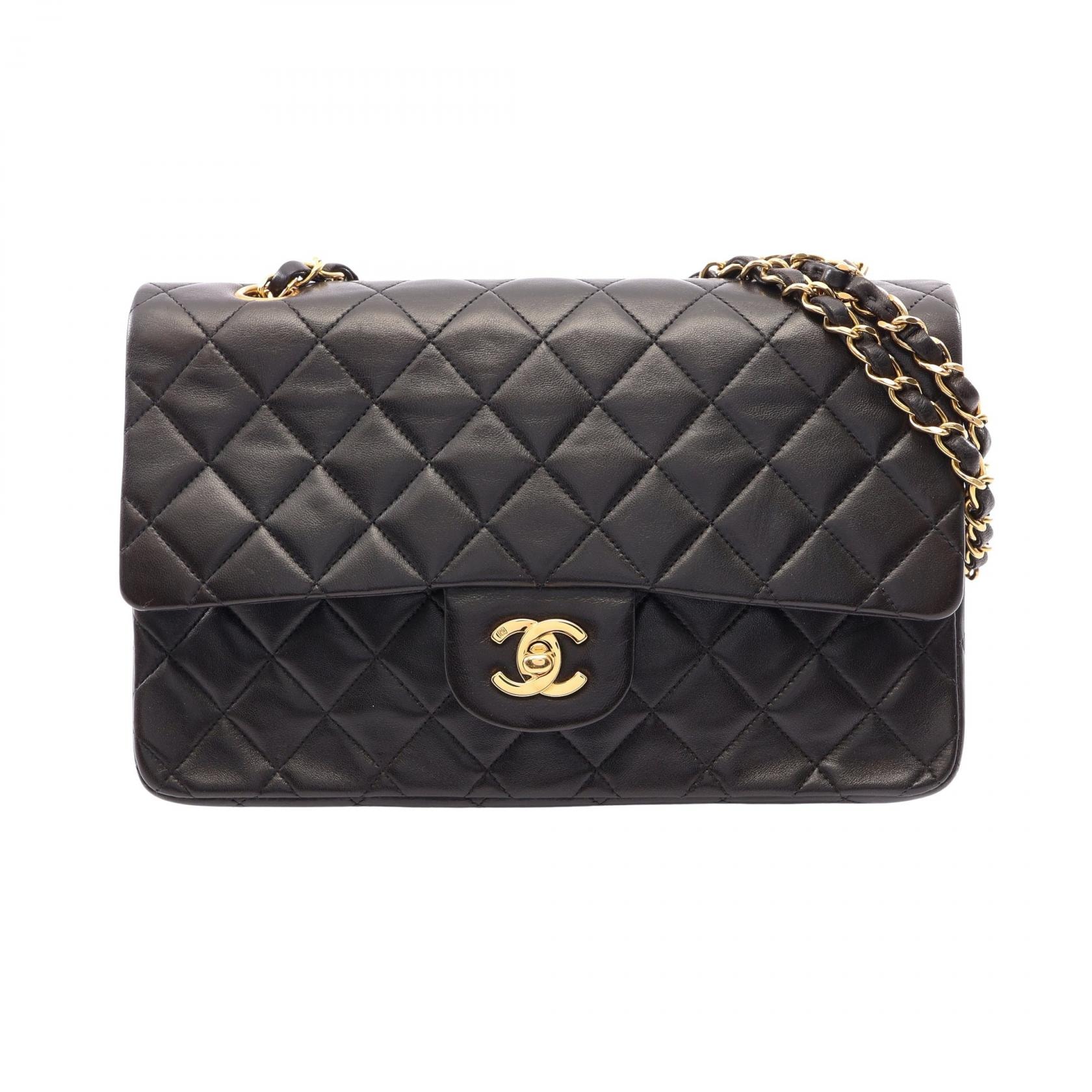 シャネル CHANEL マトラッセ Wフラップ ショルダーバッグ バッグ ラムスキン(羊革) レディース ブラック系 A01112 【中古】