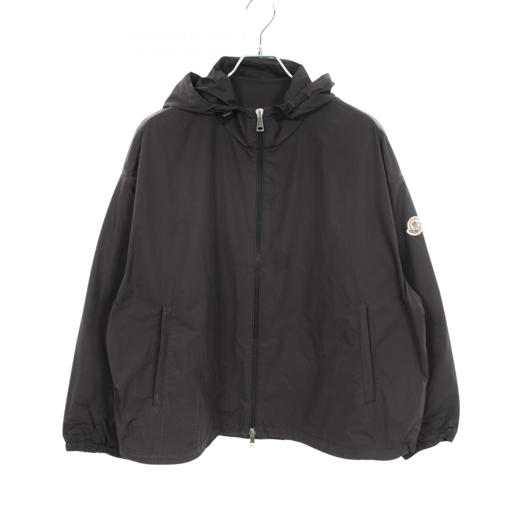 モンクレール MONCLER TYX フード付き ナイロンジャケット 衣料品 アウター ポリエステル メンズ ブラック系 1A00119 【中古】