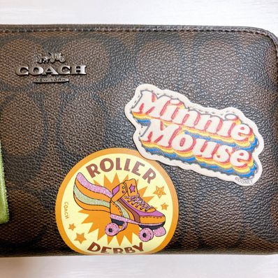 COACH × Disney Mickey Minnie Patch Zip Around Wallet "Brown"