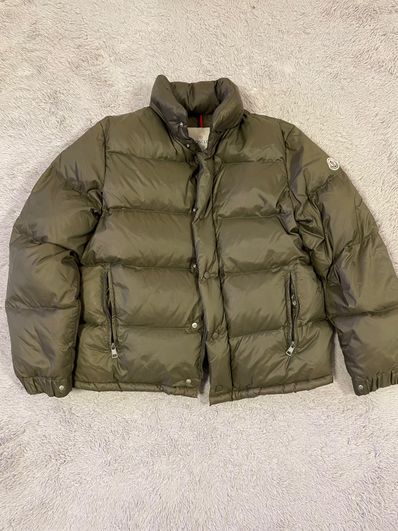 モンクレール ダウンジャケット