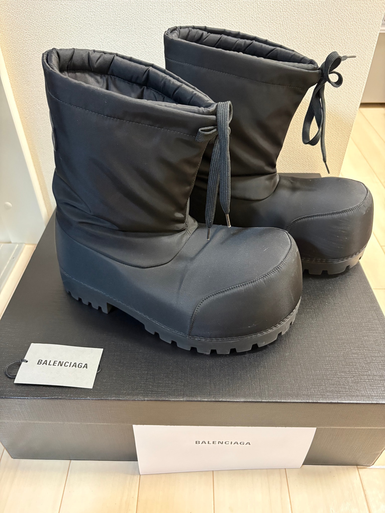 BALENCIAGA Women's Skiwear Alaska Low Boot Nylon "Black"
