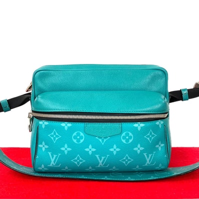 LOUIS VUITTON ルイヴィトン アウトドア メッセンジャーPM モノグラム タイガラマ レザー ショルダーバッグ グリーン
35315