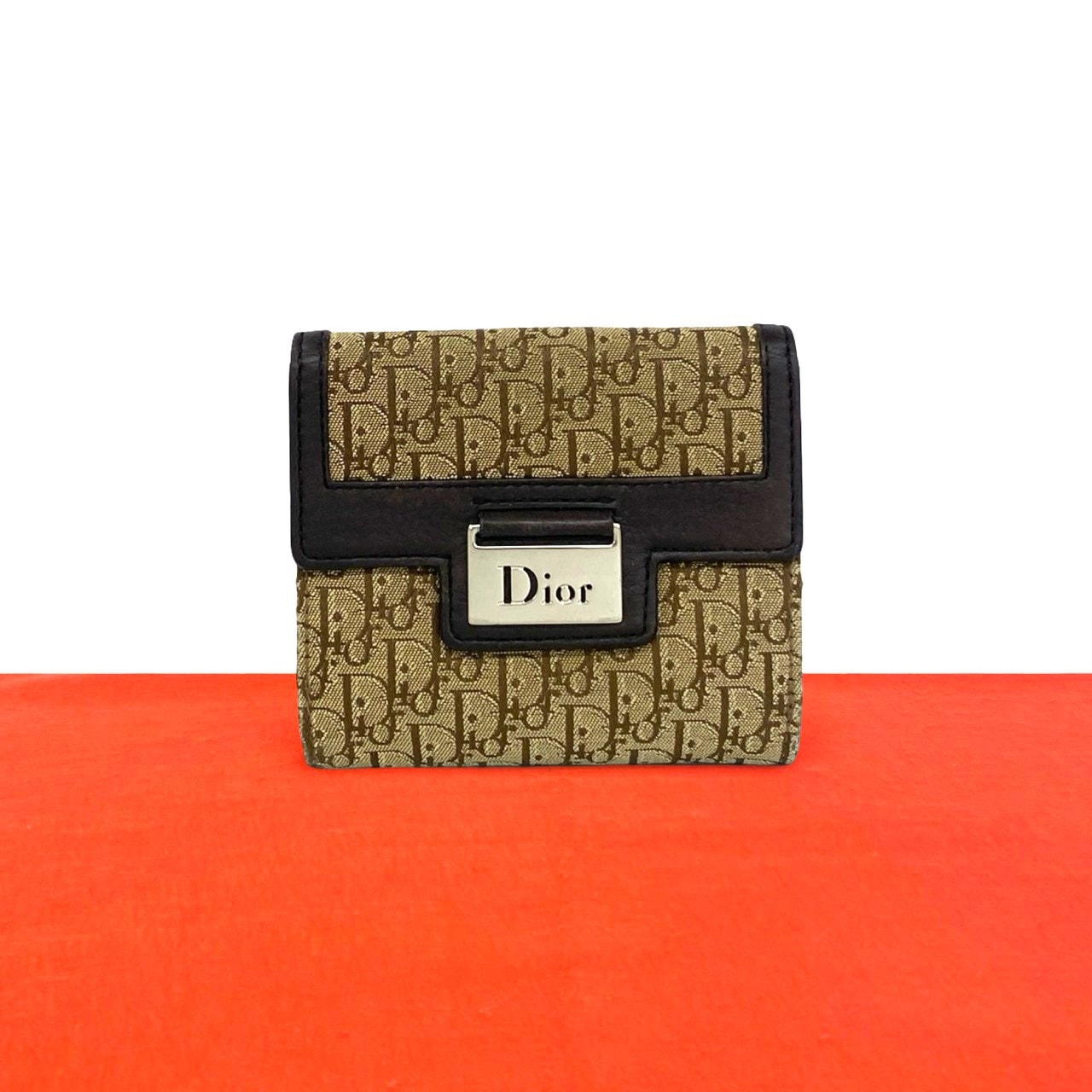 Christian Dior ディオール トロッター 柄 ロゴ 金具 キャンバス レザー 二つ折り財布 ブラウン
39977