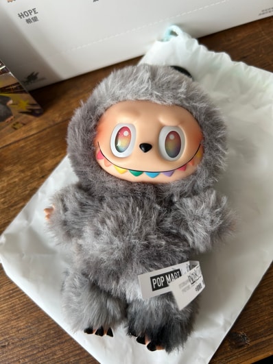 POP MART THE MONSTERS (LABUBU) Big into Energy Series Plush Pendant ID (Secret)