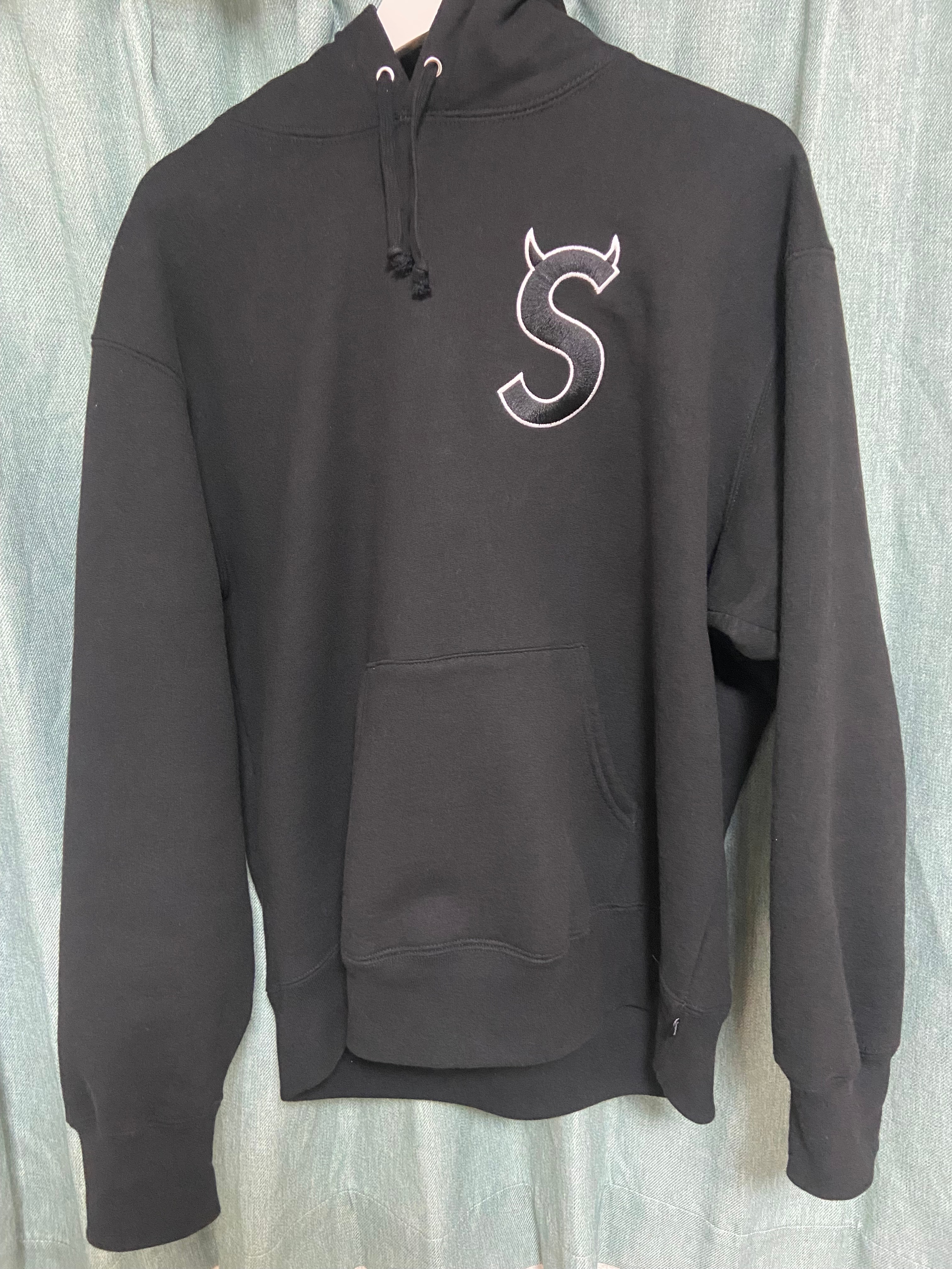 Supreme S Logo Hooded Sweatshirt "Black" (22FW)