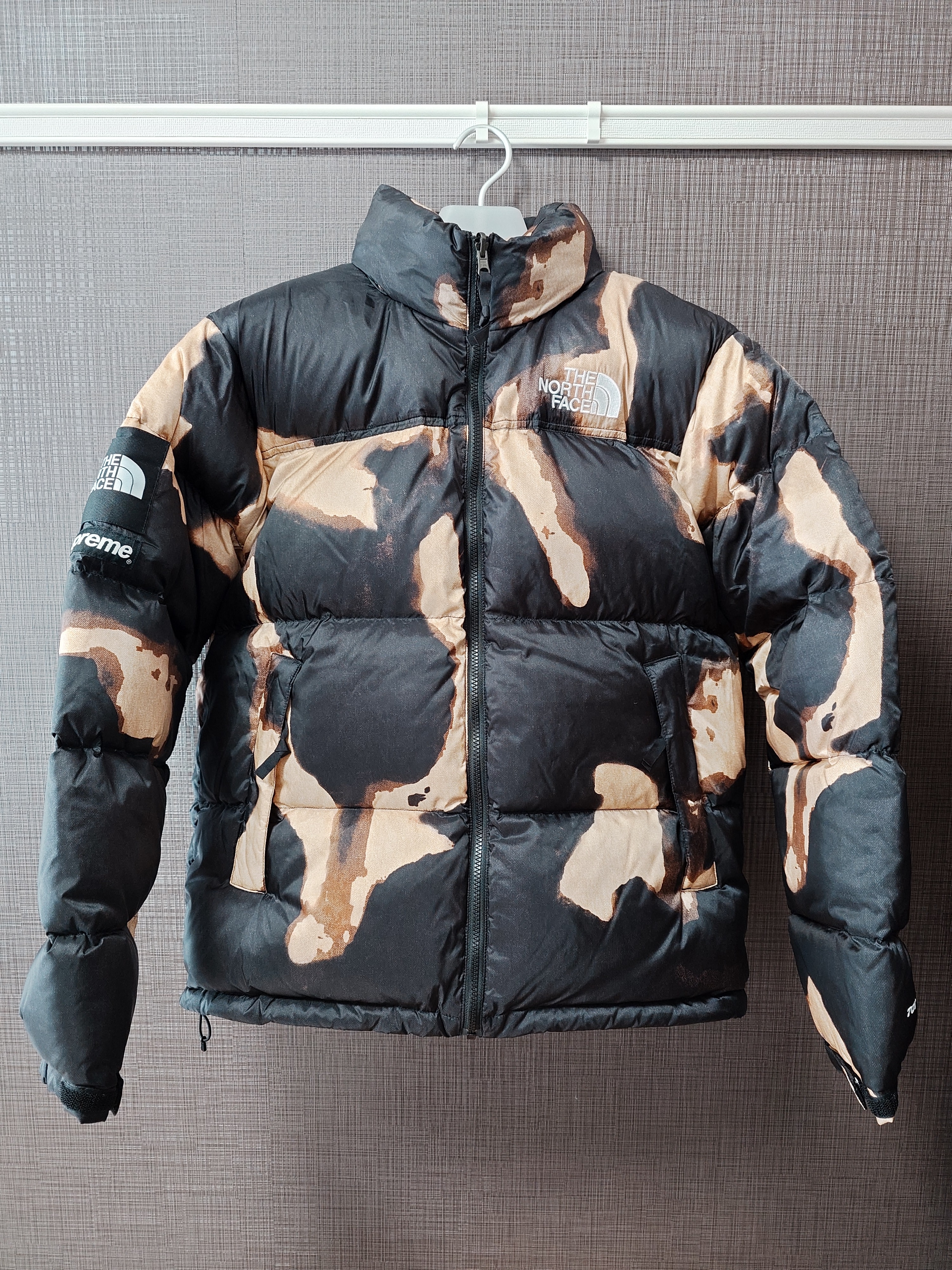 Supreme x The North Face Bleached Denim Print Nuptse Jacket "Black"
