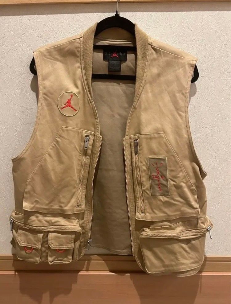 Air Jordan x Travis Cactus Jack Utility Vest "Khaki Desert"
