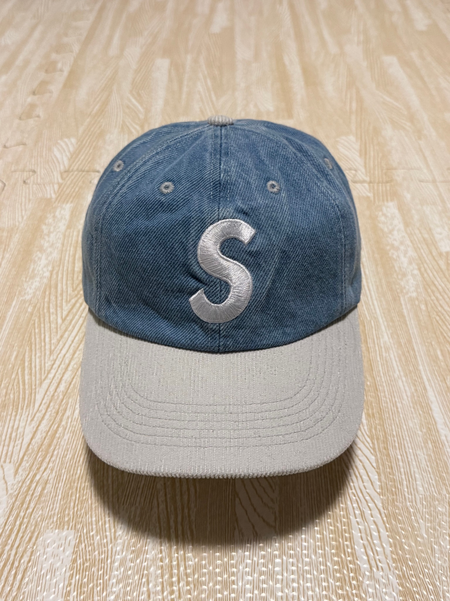 Supreme 2-Tone S Logo 6-Panel "Washed Denim"