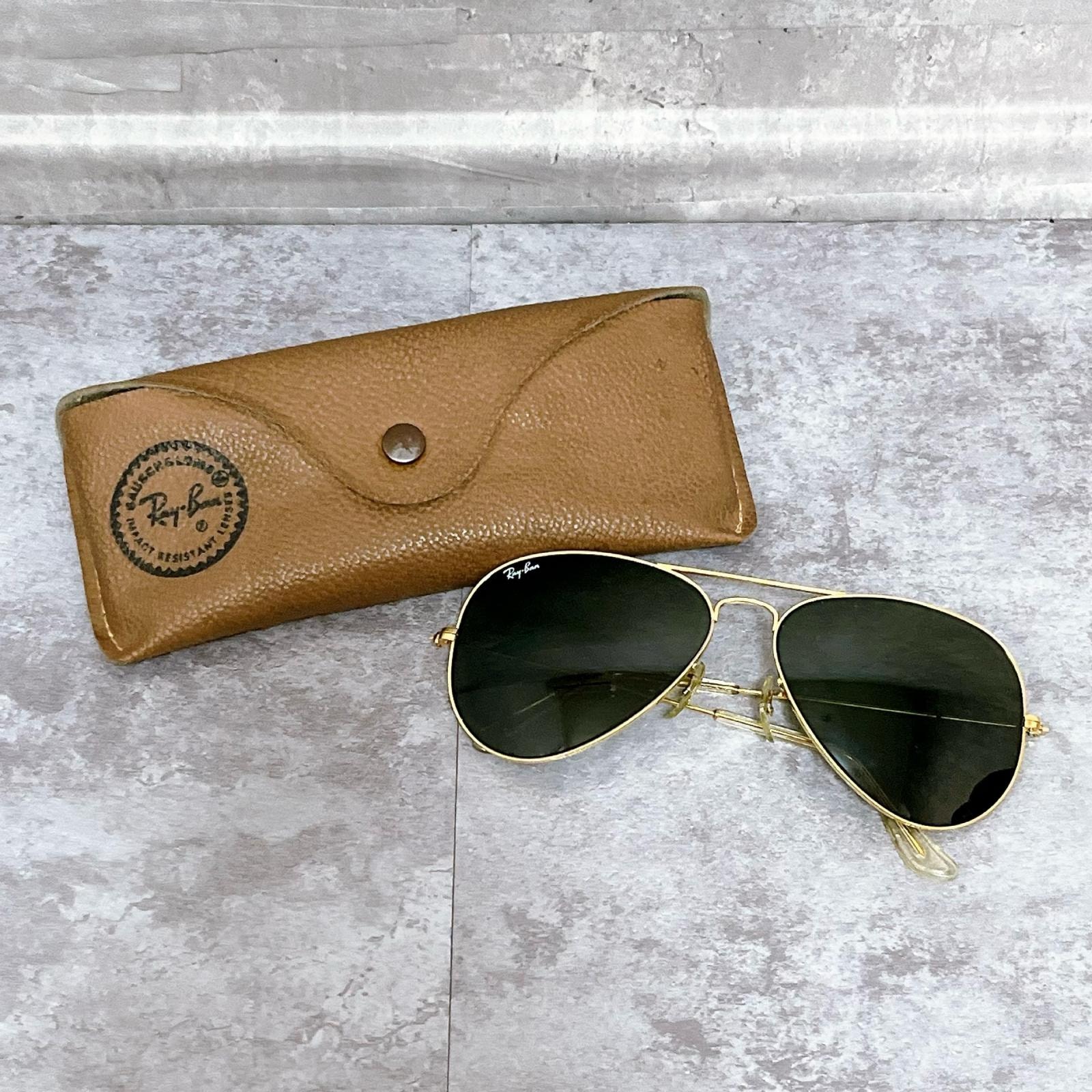 【Ray-Ban】レイバン サングラス ケース付き ティアドロップ ダブルブリッジ 細フレーム レンズロゴ グリーン ゴールド アイウェア 眼鏡