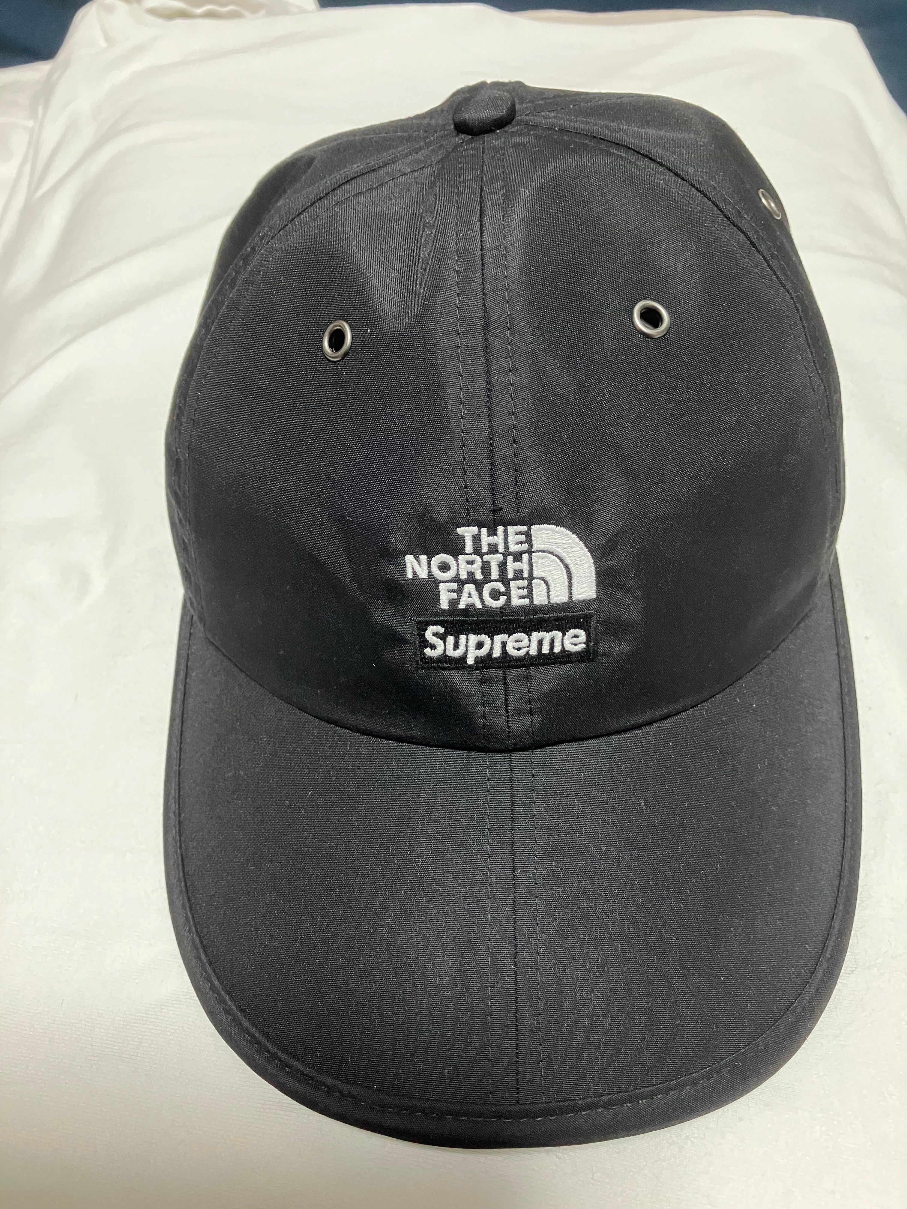 Supreme x The North Face Split 6-Panel "Black"