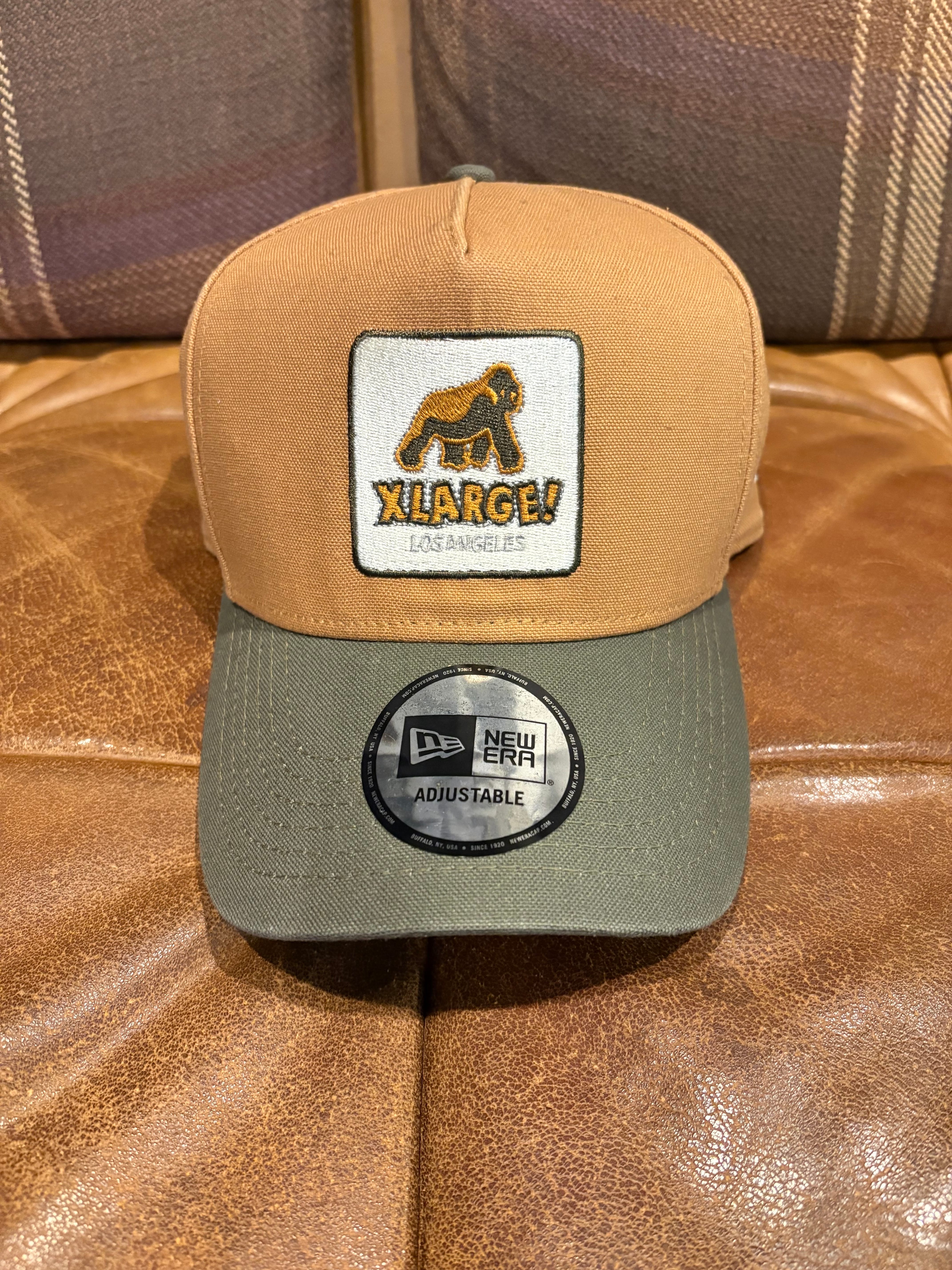 XLARGE x NEW ERA WALKING APE SNAPBACK CAP "Beige"