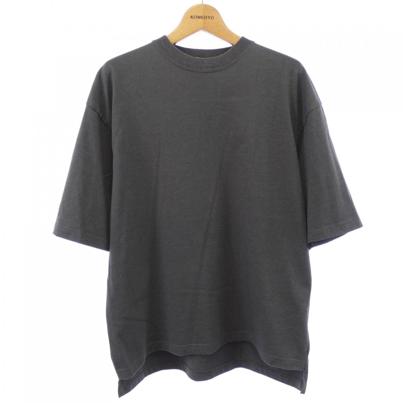 ハイク HYKE Tシャツ