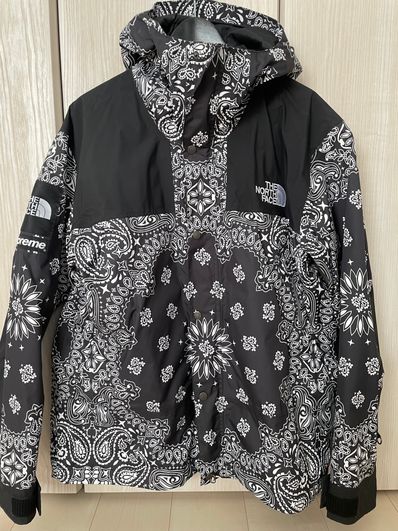 Supreme The North Face Bandana Mountain Parka "Black"