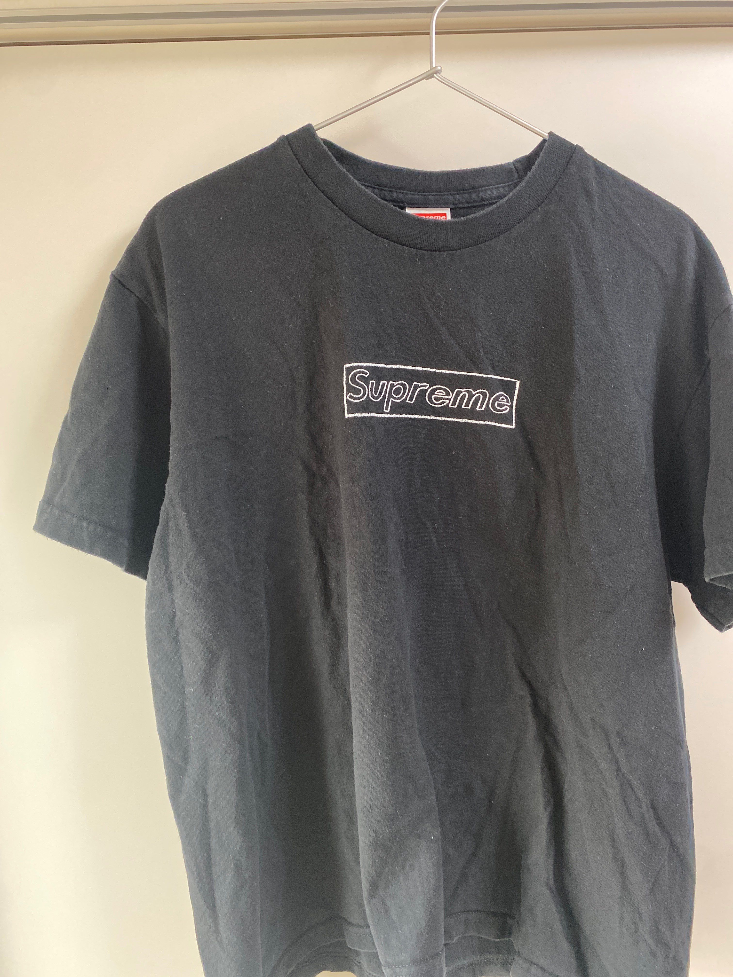 Supreme KAWS Chalk Logo Tee "Black"