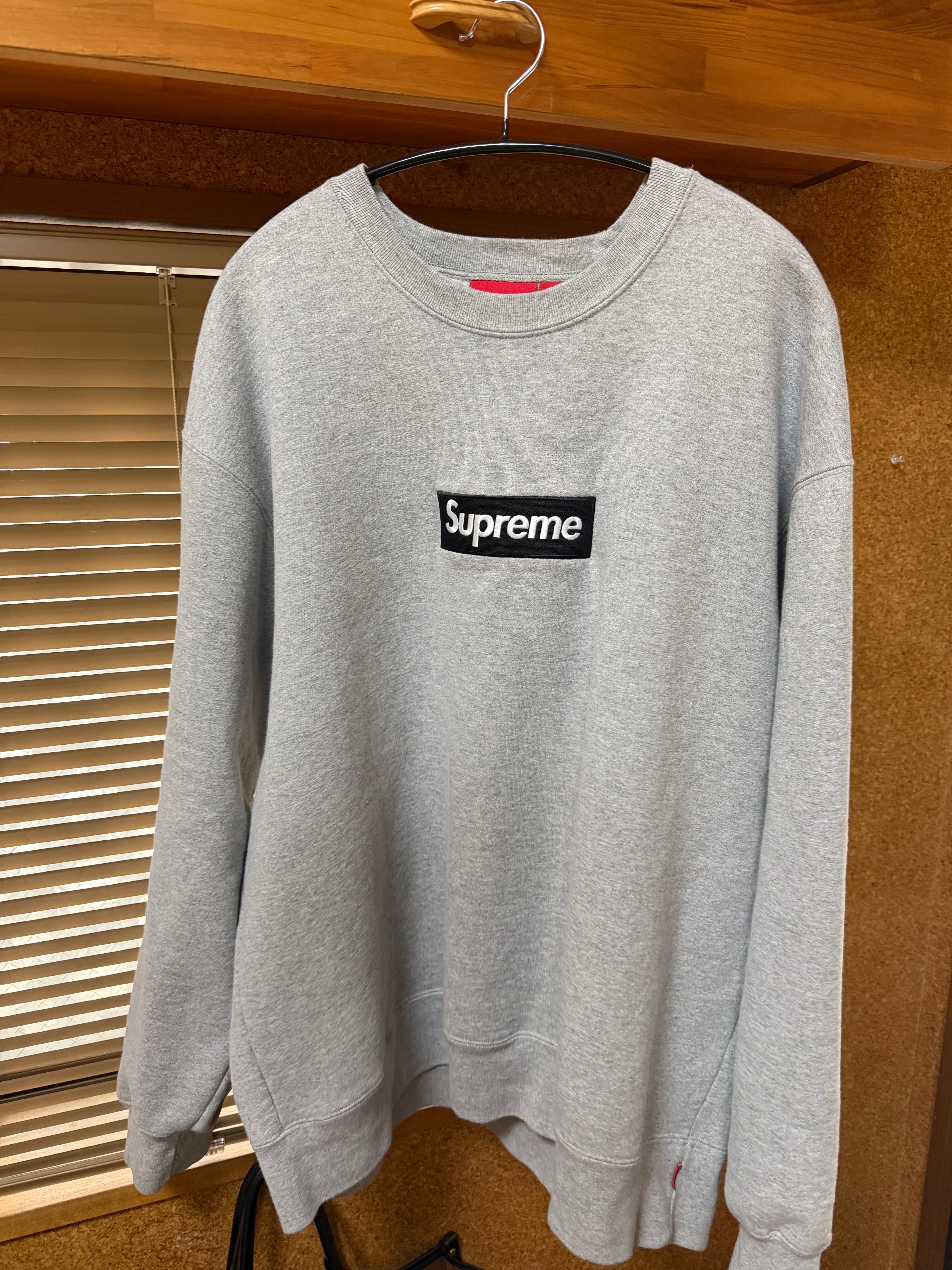 シュプリーム ボックス ロゴ クルーネック "ヘザー グレー" (22FW)