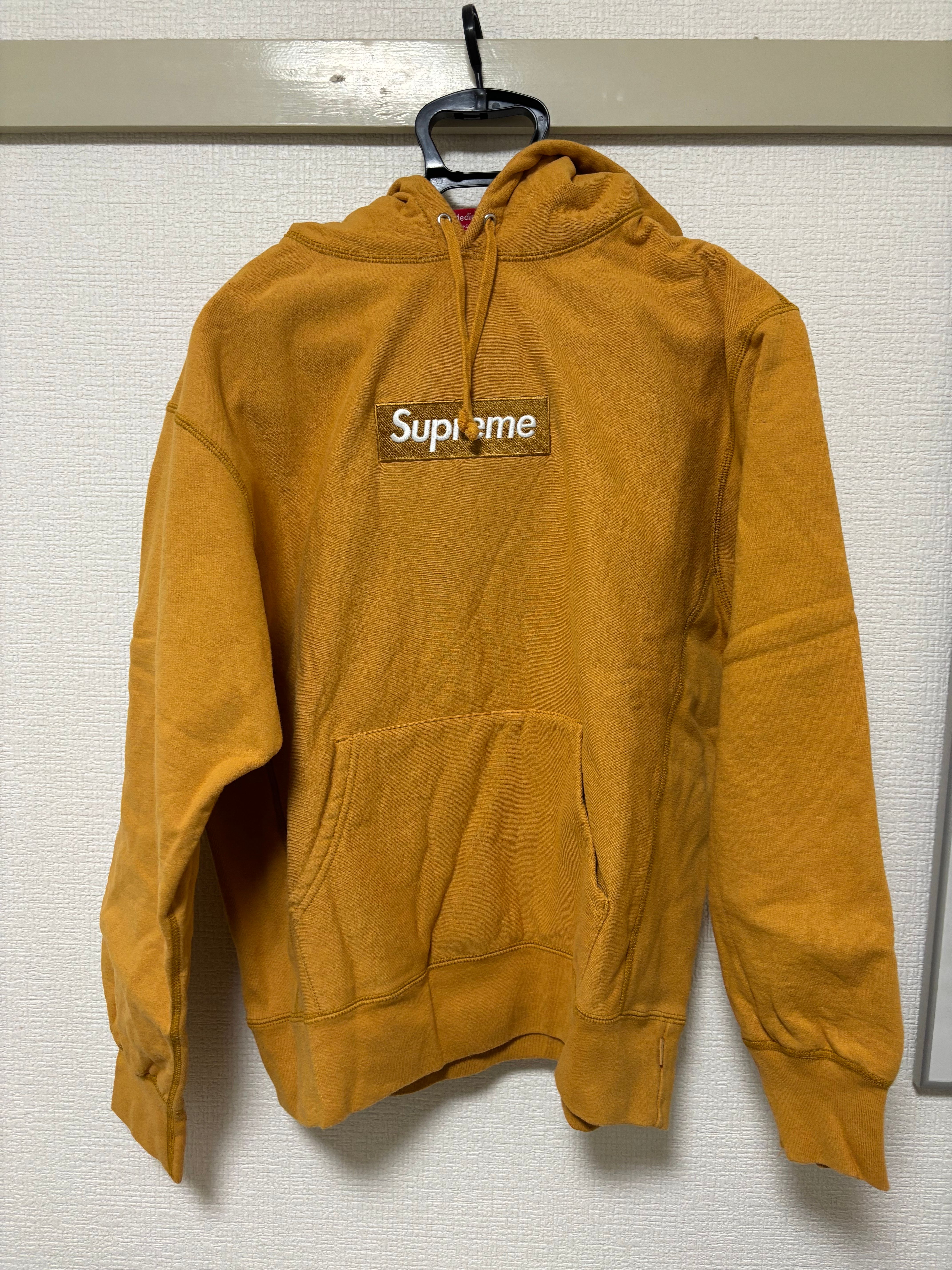 Supreme Box Logo Hooded Sweatshirt "Light Mustard" (21FW)