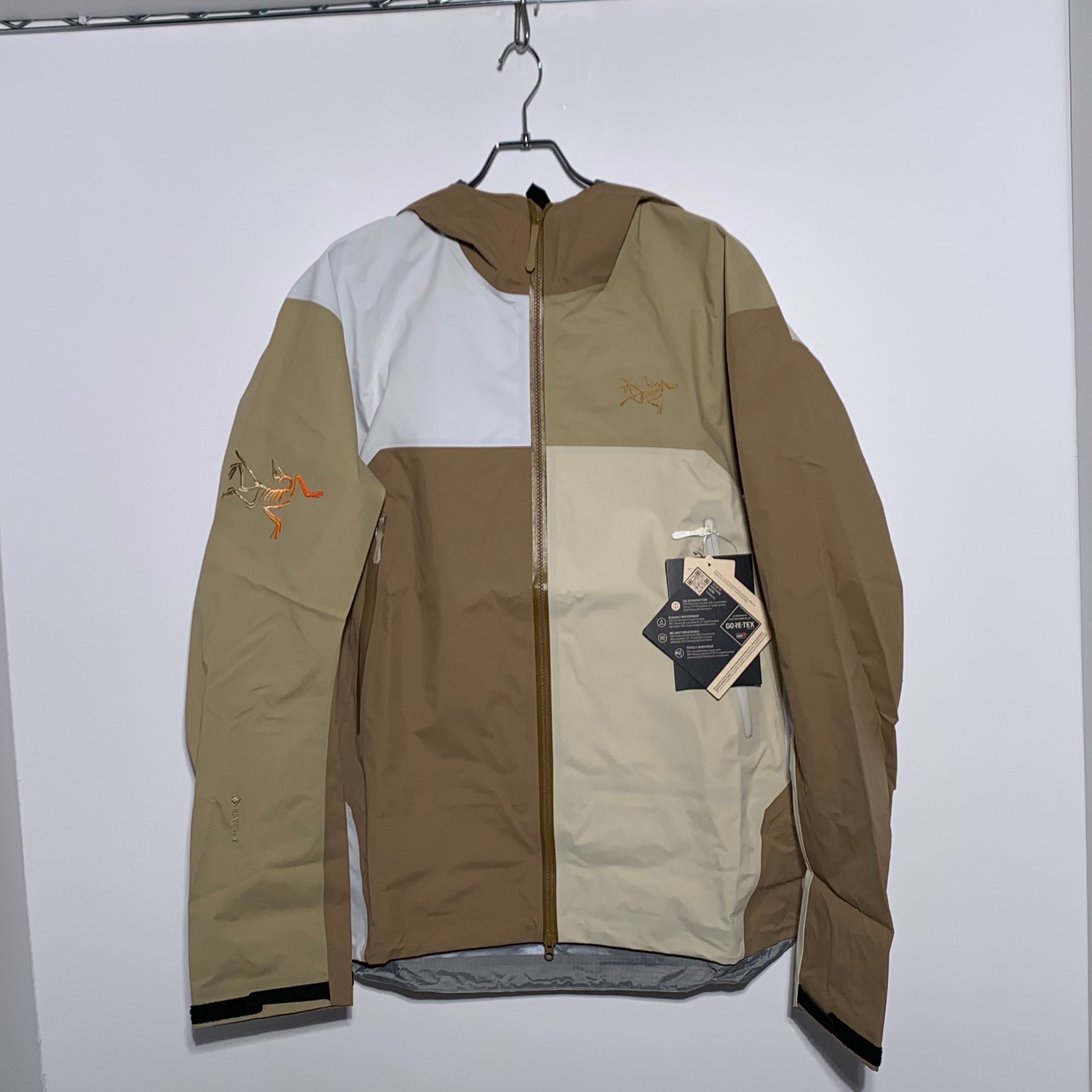 ARC'TERYX x BEAMS Beta Jacket "Nagomi"