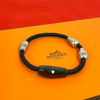 HERMES エルメス ウェーブ ブレスレット レザー ブレスレット ブラック
29210