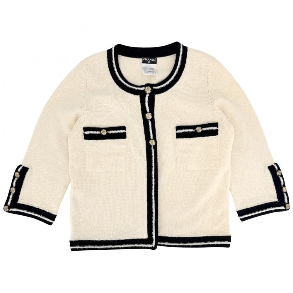 CHANEL シャネル カーディガン ニット ココマーク ココボタン ヴィンテージ アパレル 服 36 P37399K02429 ホワイト 白 ネイビー 紺 ゴールド金具 カシミヤ    レディース 春 秋 冬【中古品】