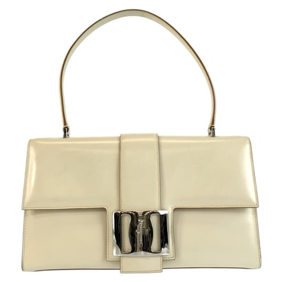 Salvatore Ferragamo サルヴァトーレフェラガモ ヴァラ ベージュ シルバー金具 レザー ショルダーバッグ 604647 【中古】