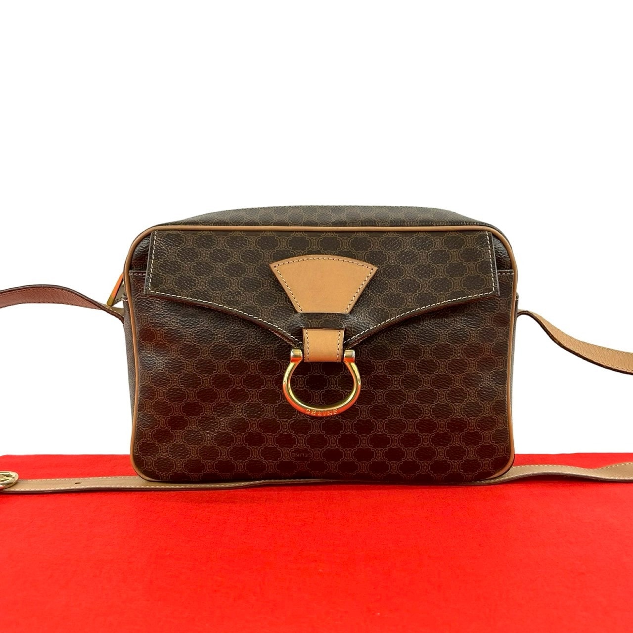 CELINE セリーヌ マカダム ブラゾン トリオンフ 柄 レザー PVC ショルダーバッグ ブラウン
 74943