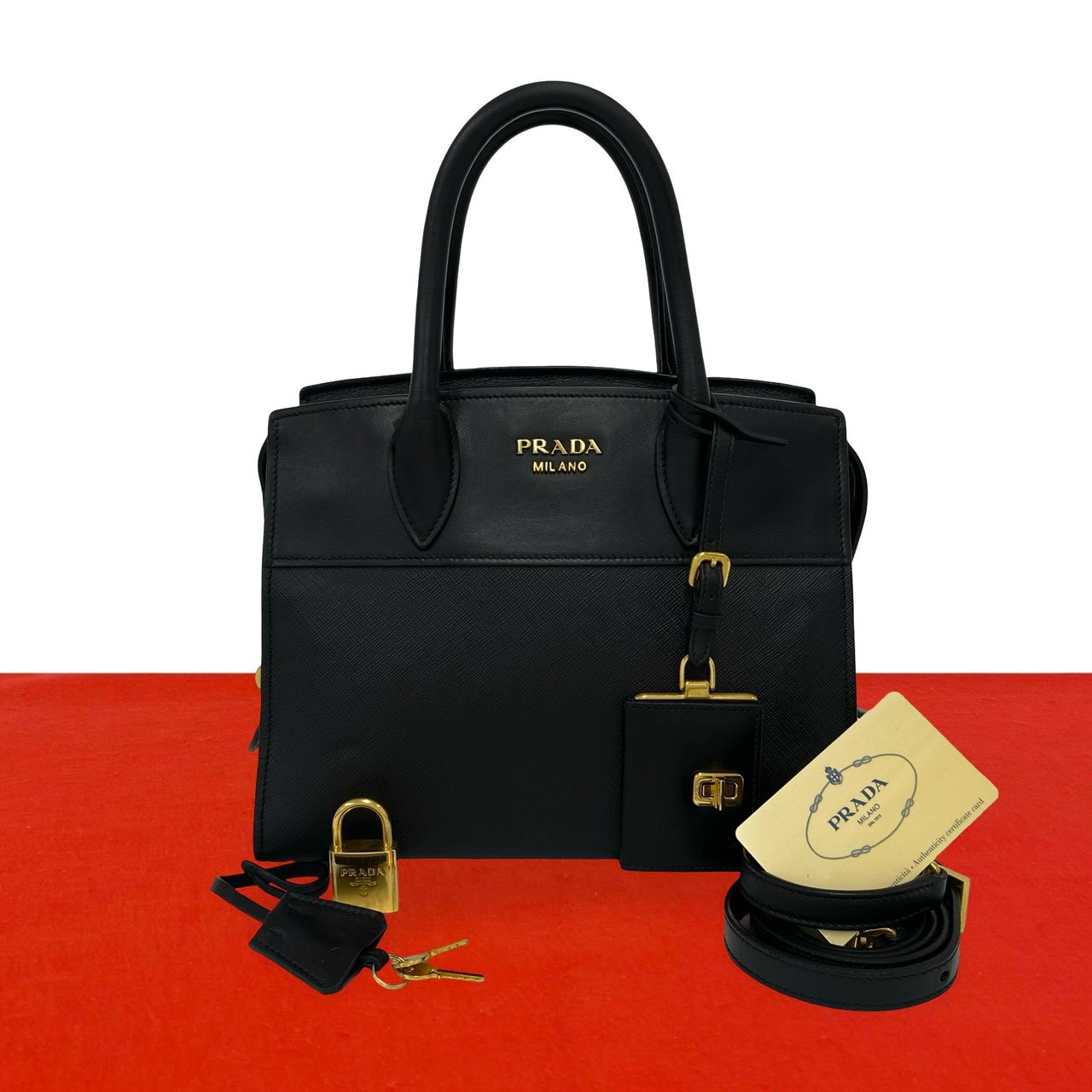 PRADA プラダ ロゴ 金具 レザー ショルダーバッグ ブラック
33929