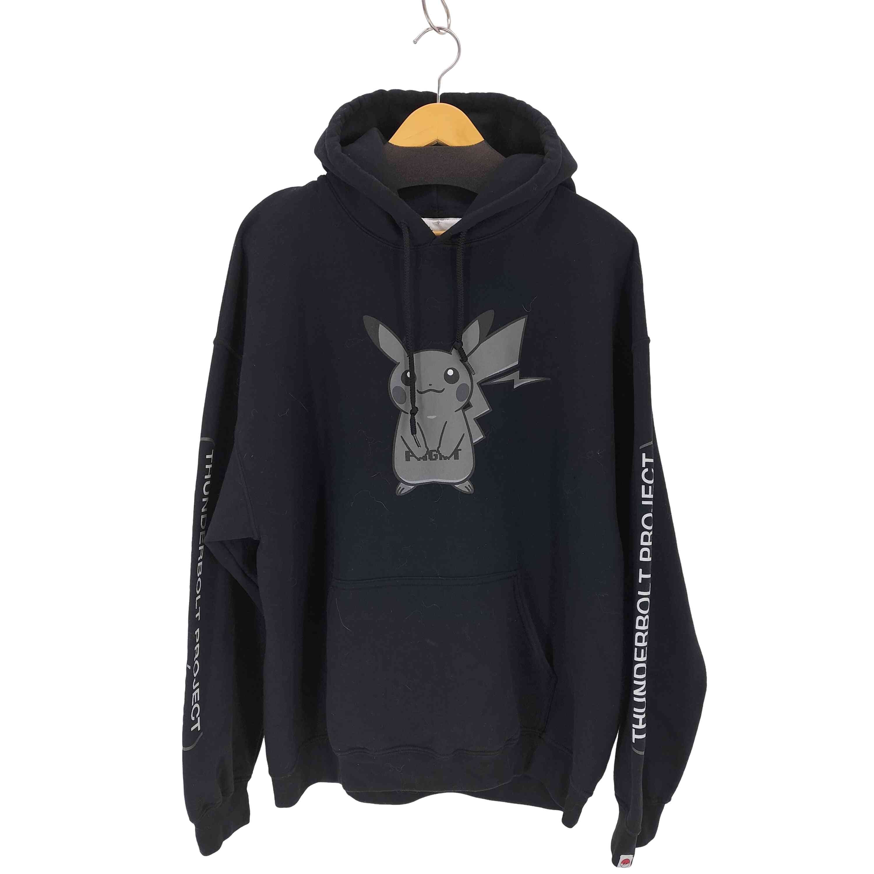 {{THUNDERBOLT PROJECT BY FRGMT & pok?mon}}キャラクタープリントプルオーバーパーカー【1142351550984】
