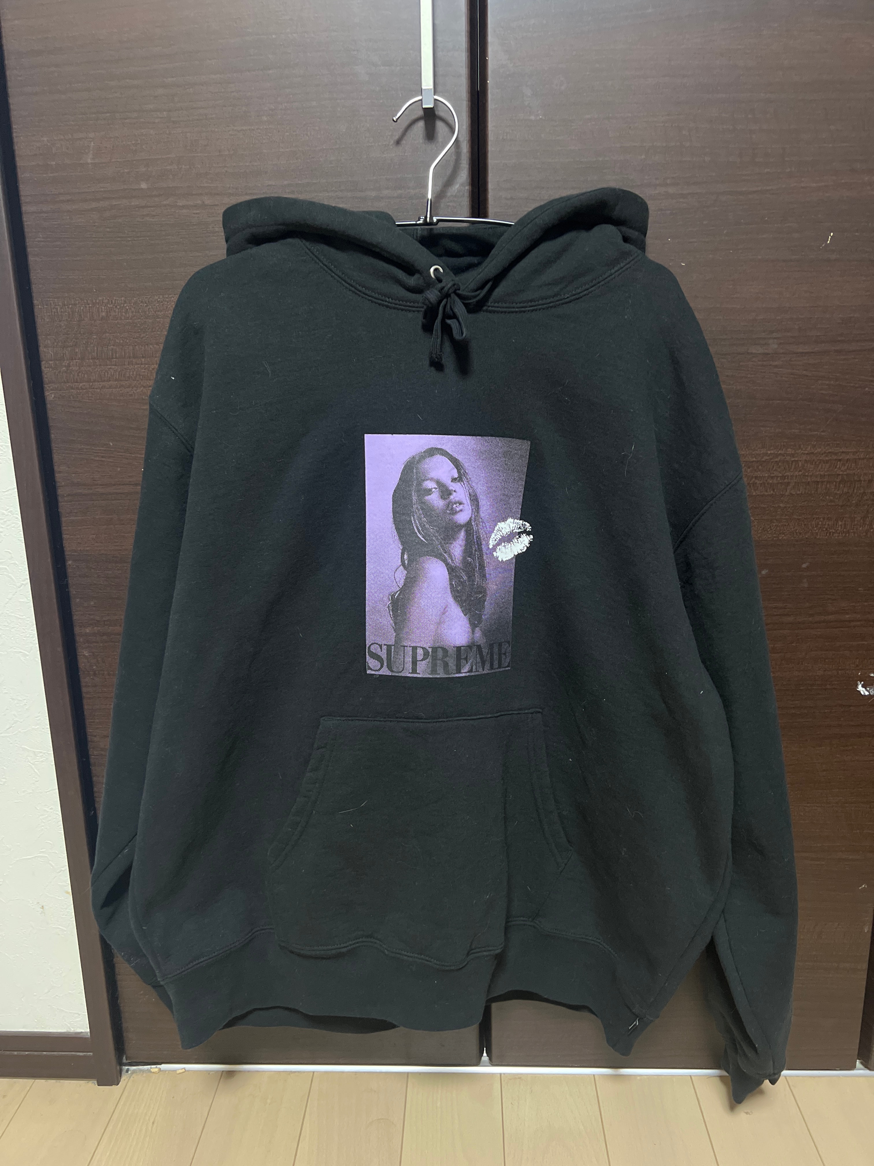 Supreme Kate Moss Hooded Sweatshirt "Black"