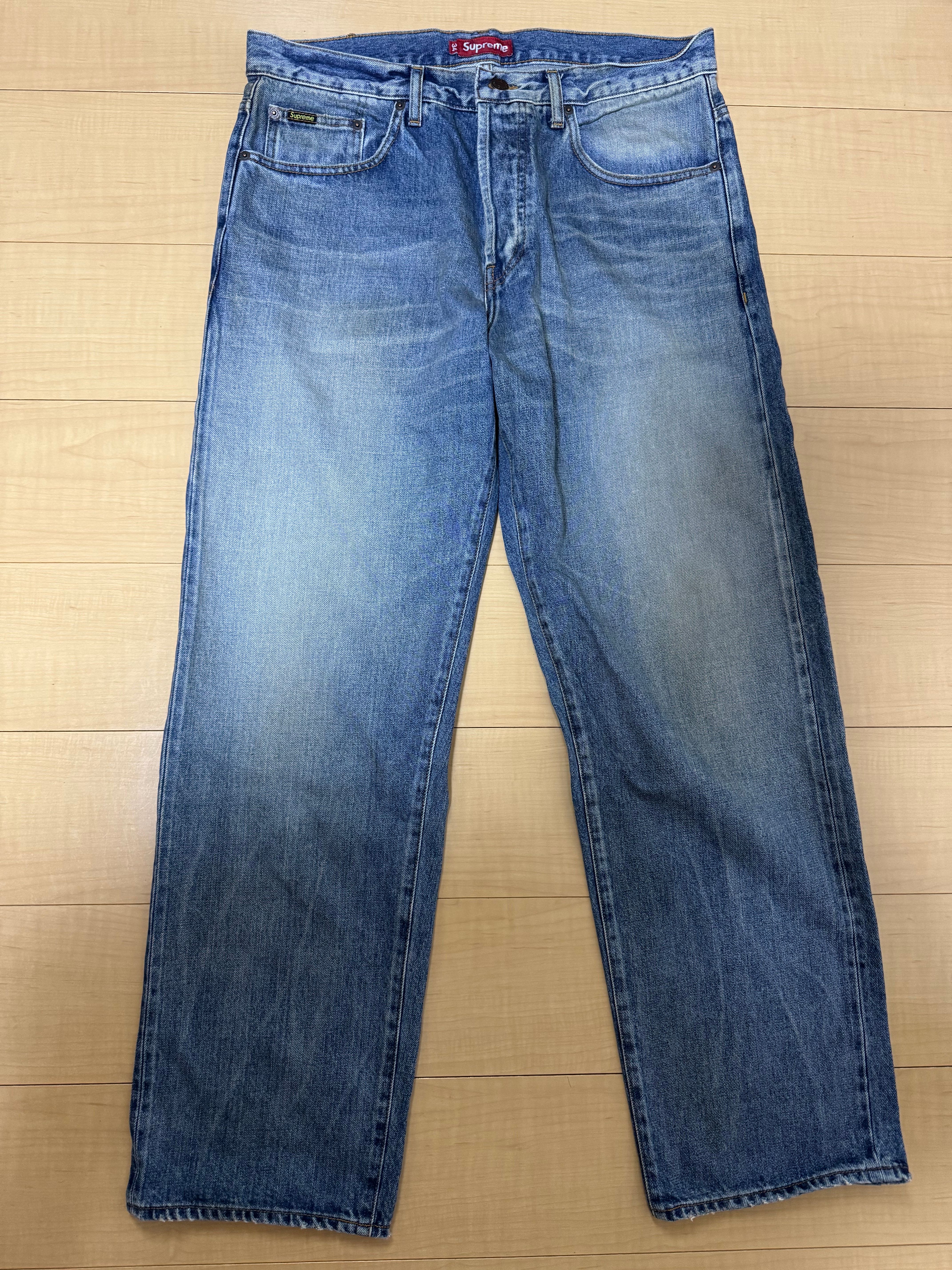 Supreme Distressed Loose Fit Selvedge Jean "Washed Indigo" (24FW)