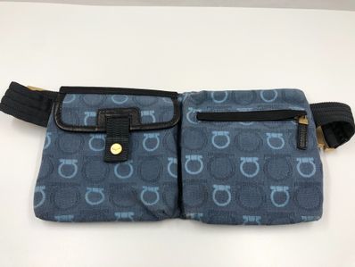 フェラガモ ウエストバッグ