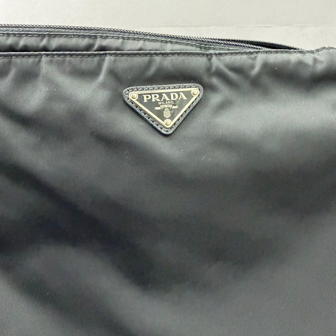 pradaバック