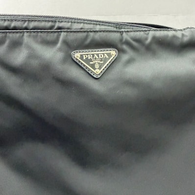 pradaバック