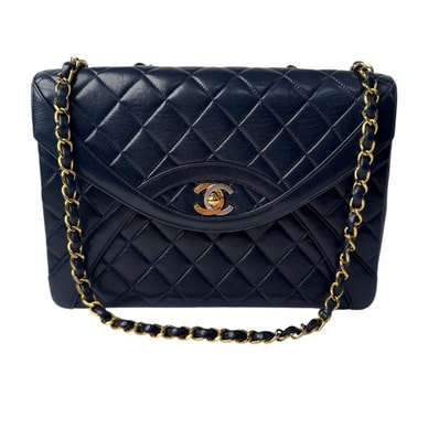 美品 シャネル CHANEL マトラッセ パリ限定 ココマーク チェーンショルダーバッグ ネイビー 3番台 レディース