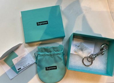 Supreme / Tiffany & Co. Return to Tiffany Oval Tag Keyring "Silver"