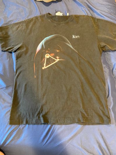 Kith x STAR WARS Darth Vader Helmet Vintage Tee "Black"