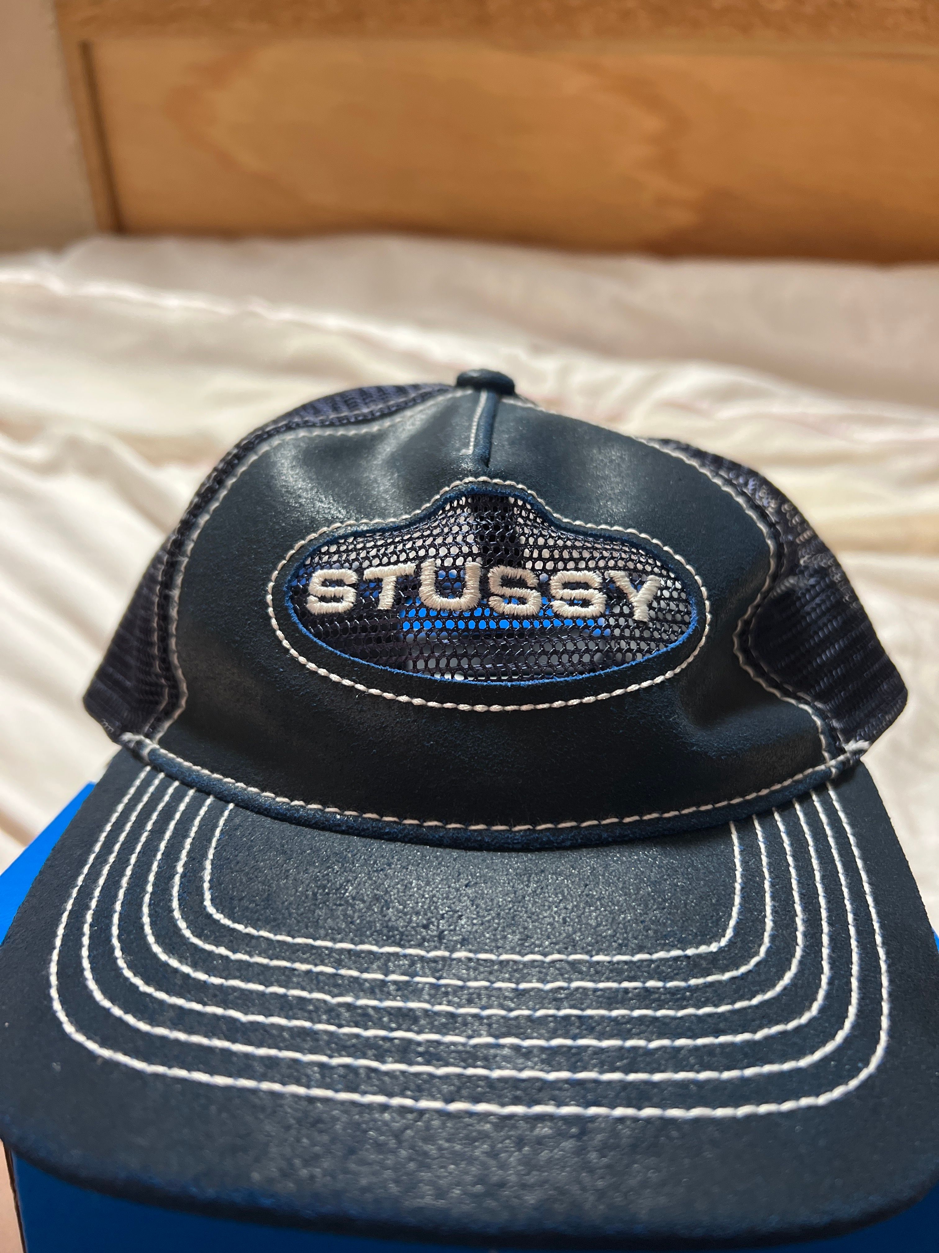 Stussy Low Pro Trucker Cut-Out Leather Snapback "Navy"