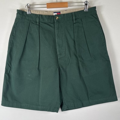 古着 90's/90年代 トミーヒルフィガー TOMMY HILFIGER ショートパンツ 半ズボン 短パン ワンポイントロゴ ハーフパンツ w36 グリーン系 メンズ