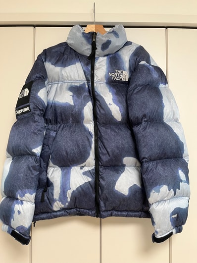 Supreme x The North Face Bleached Denim Print Nuptse Jacket "Indigo"