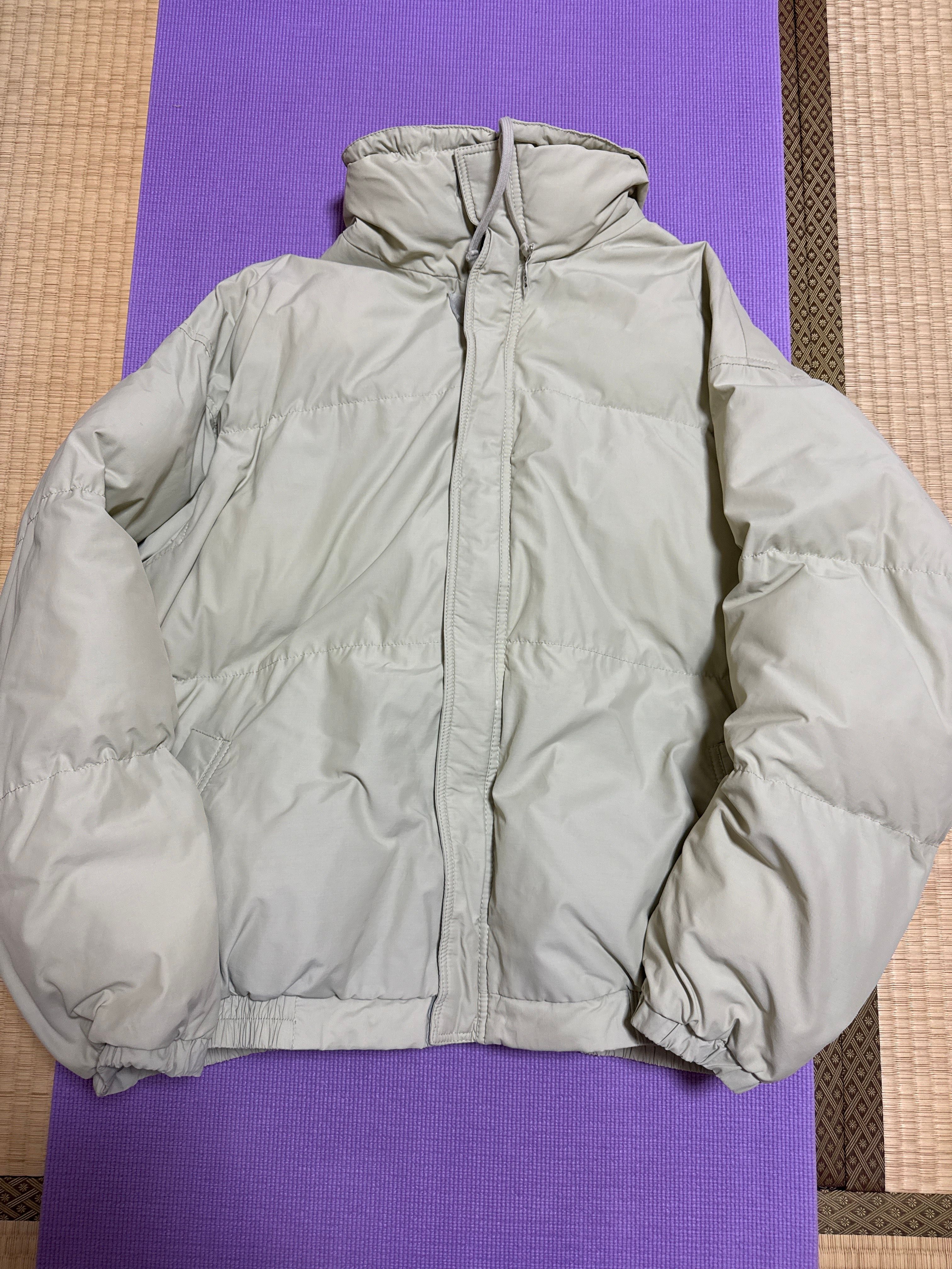 フィアオブゴッド エッセンシャルズ パファー ジャケット "アルファルファ セージ"