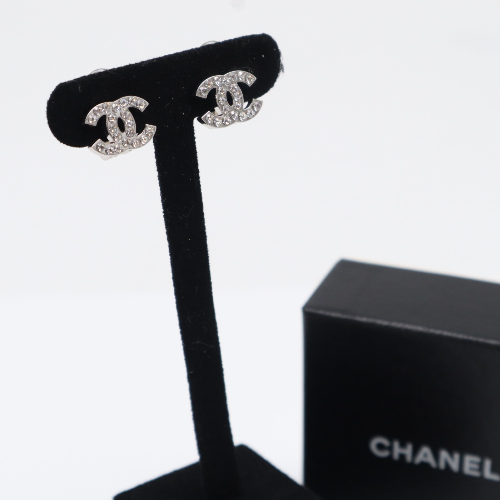 CHANEL シャネル ココマーク ラインストーン イヤリング SP - イヤリング シルバー SP レディース