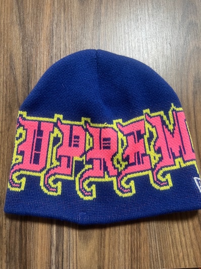 Supreme New Era Outline Beanie "Navy"