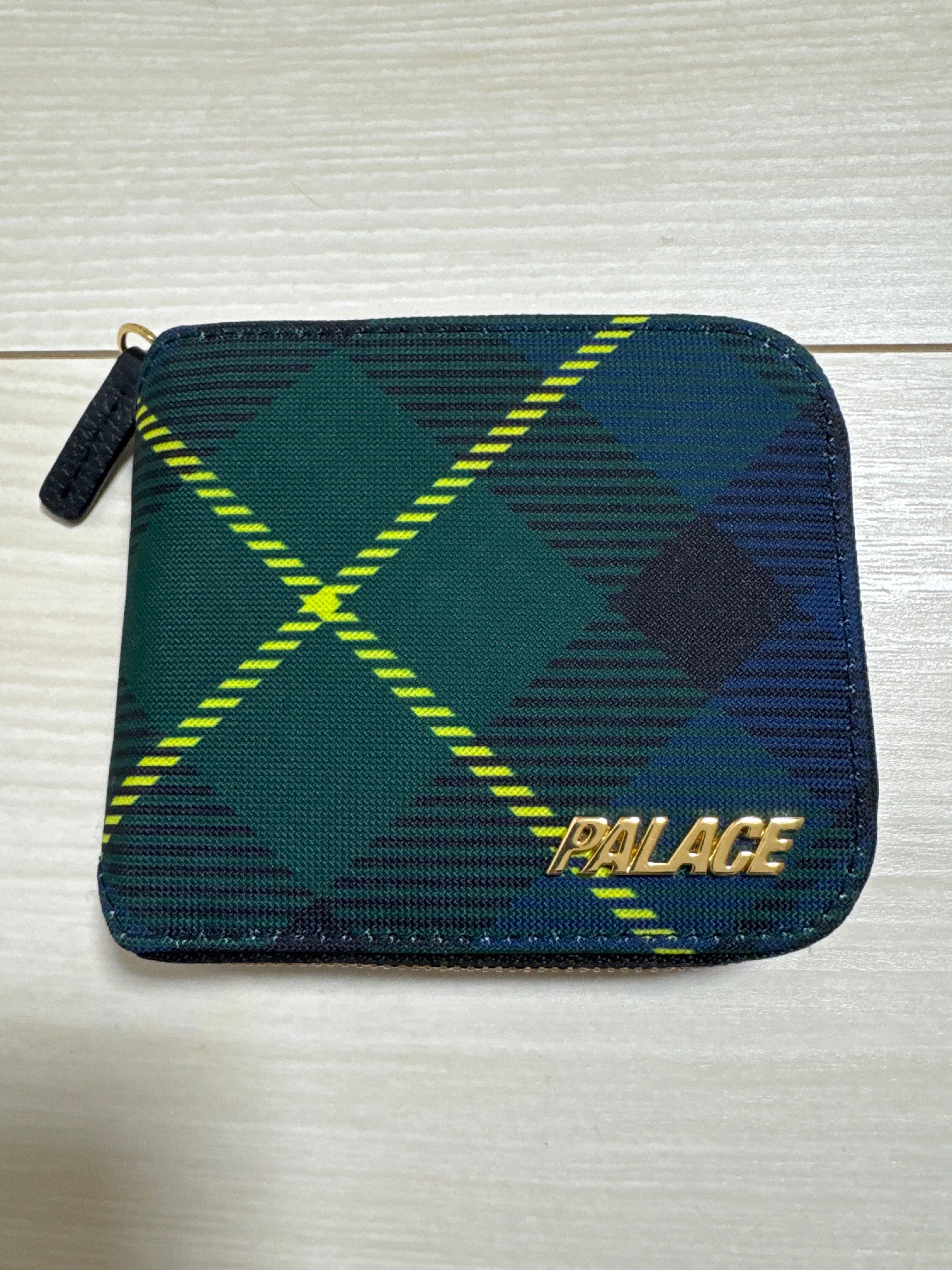PALACE P-Lux Zip Wallet "Black Watch"