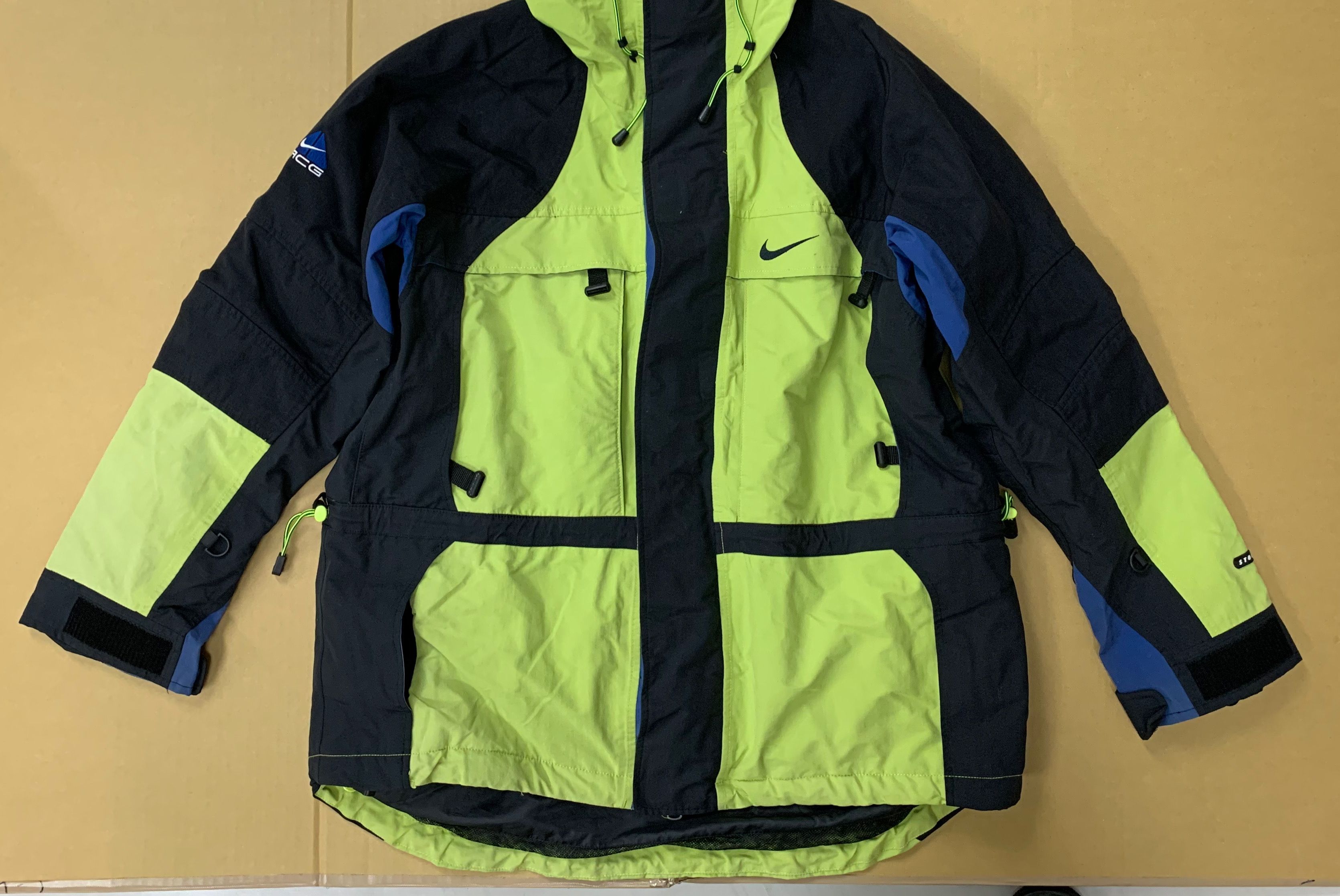 NIKE ACG マウンテンジャケット 3レイヤー スキー スノボ