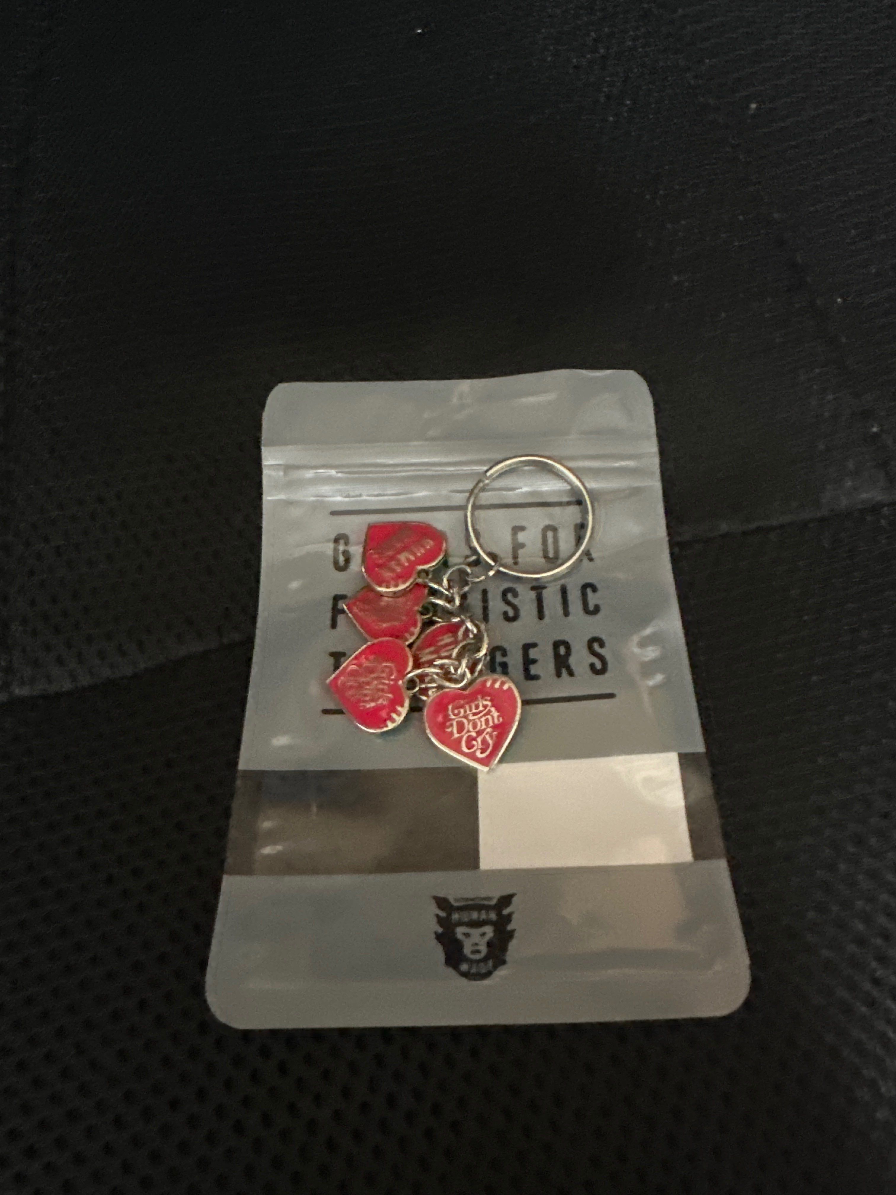 HUMAN MADE Girls Don ’t Cry keychain "Red" / VERDY
