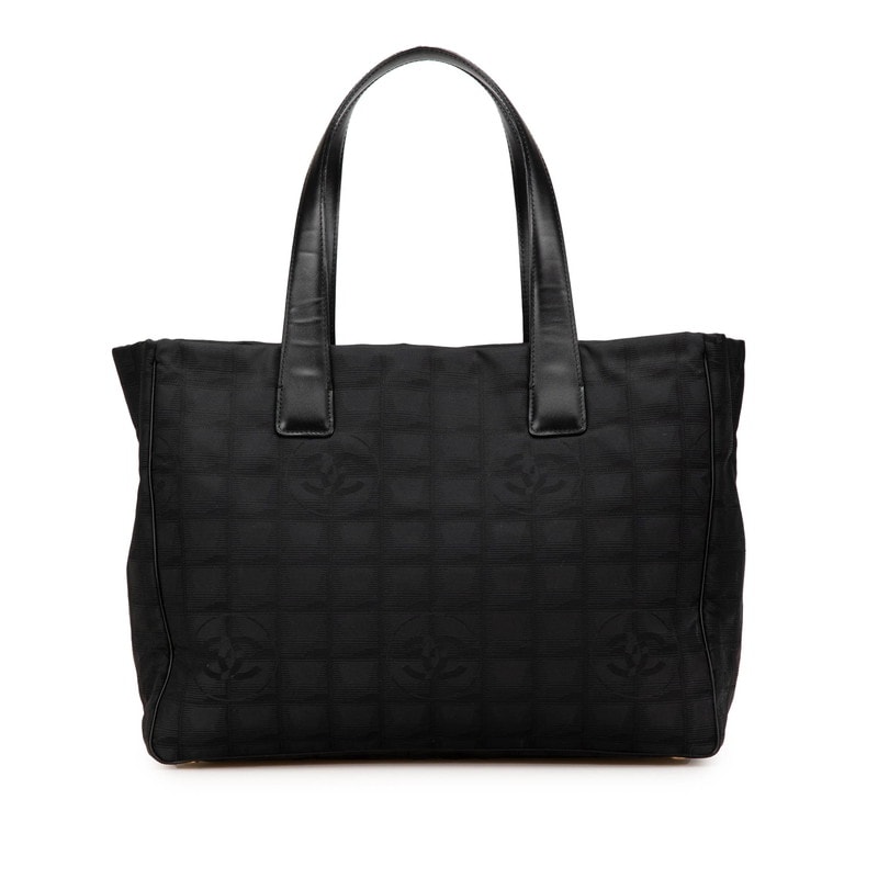 シャネル ニュートラベルラインMM ココマーク トートバッグ ショルダーバッグ ブラック ナイロン レザー レディース CHANEL 【中古】