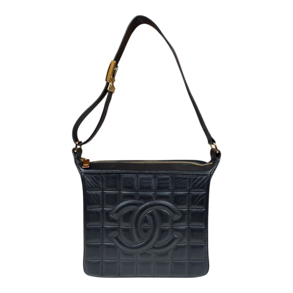 シャネル チョコバー ショルダーバッグ ラムスキン ブラック レディース CHANEL  中古