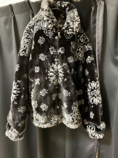 Supreme Bandana Faux Fur Bomber Jacket "Black"