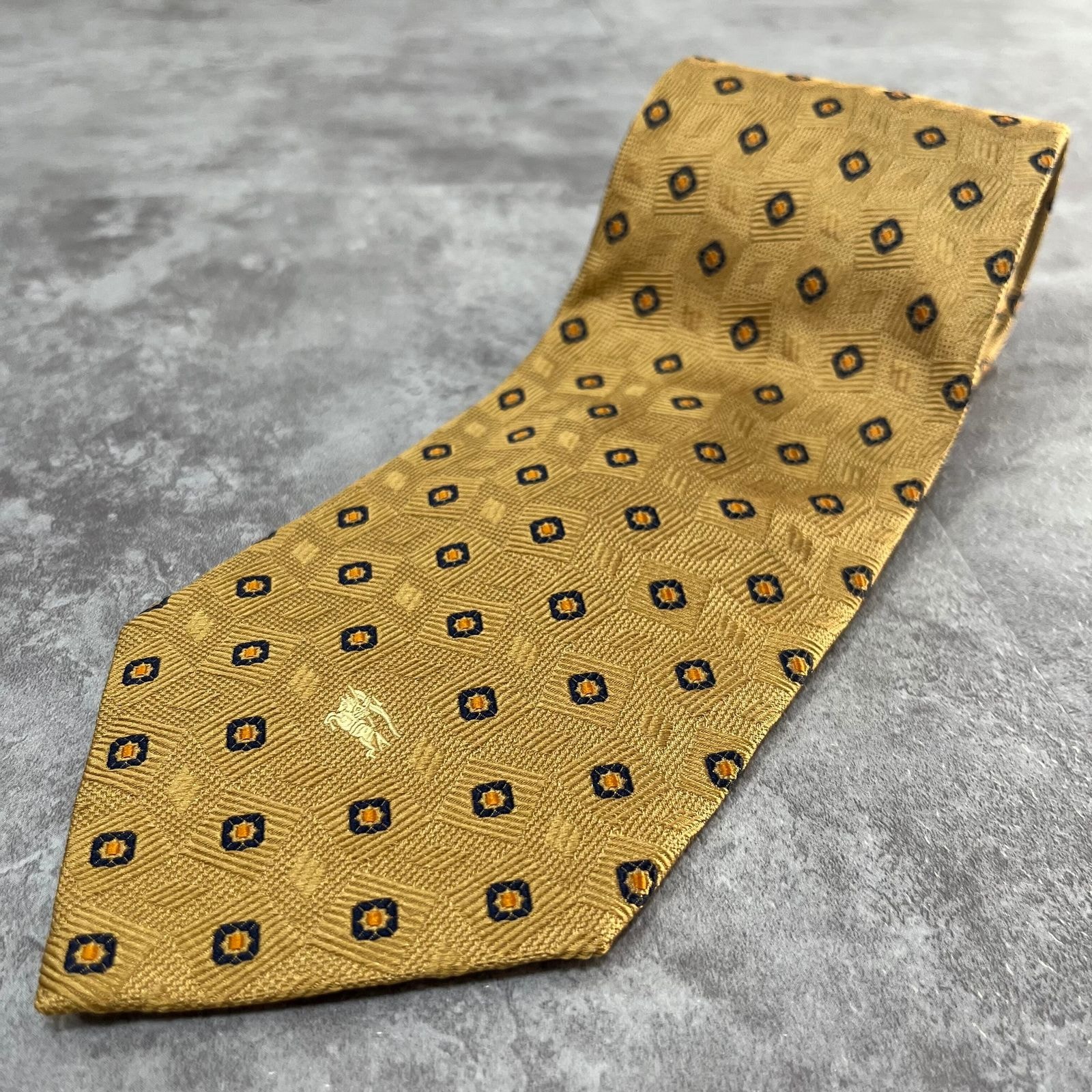 バーバリー ネクタイ メンズ