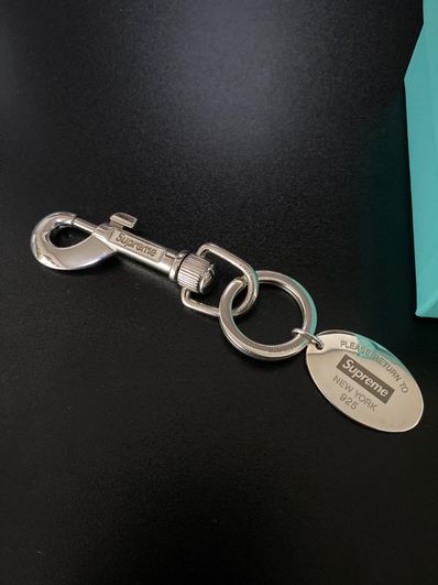 Supreme / Tiffany & Co. Return to Tiffany Oval Tag Keyring "Silver"